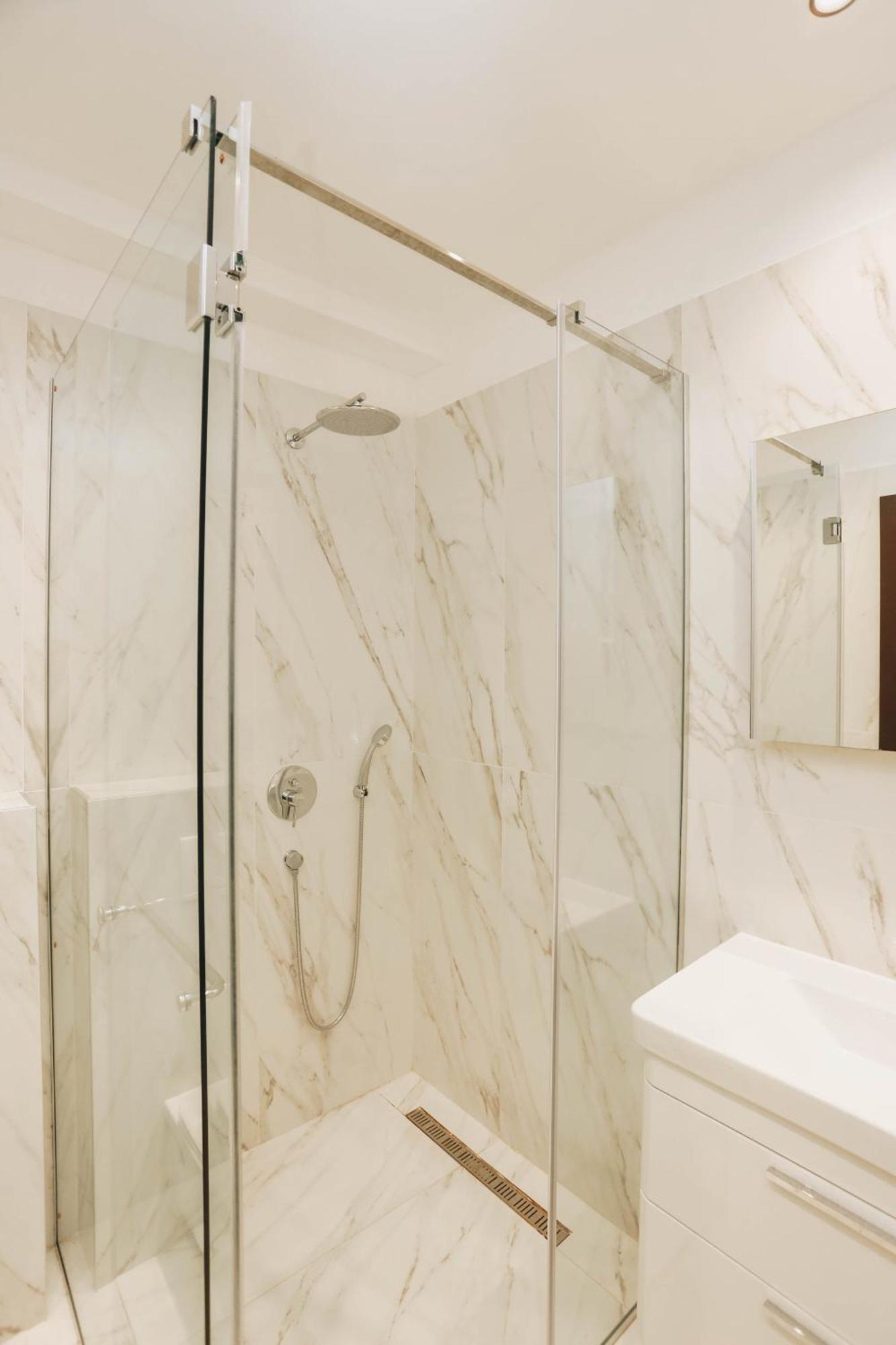 Beachfront Luxury Apartment Budua Esterno foto